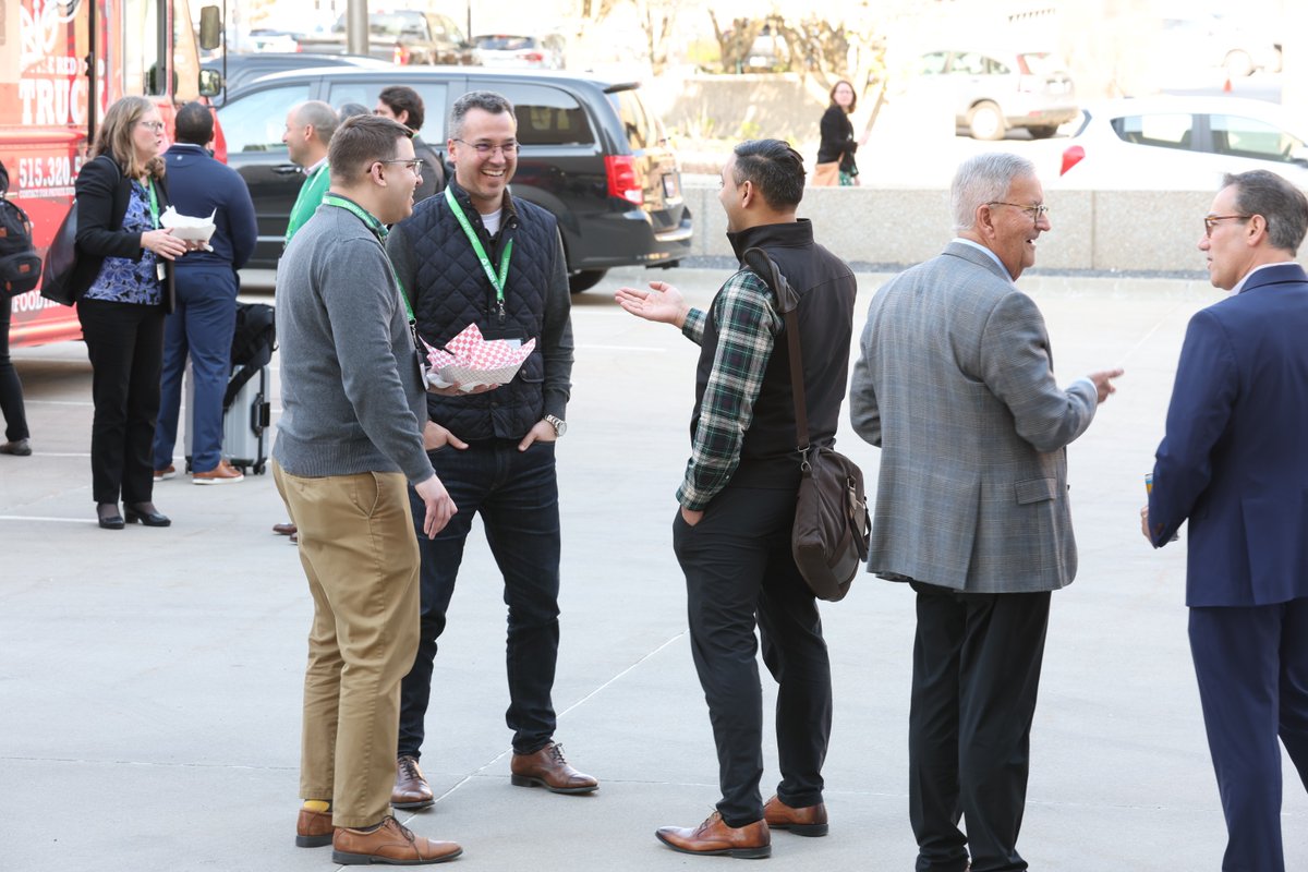 At the Global Insurance Symposium, we like to have a balance of work and play. How do you #GIS?