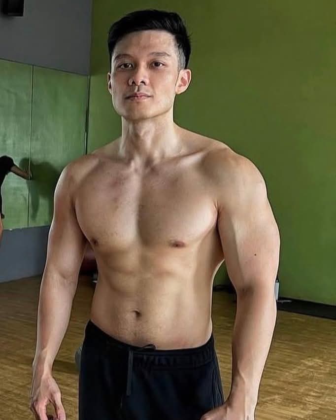 paciouspolca's tweet image. I need my international mutuals to understand why the new spokesperson of our Department of Justice is the country's latest eye candy.