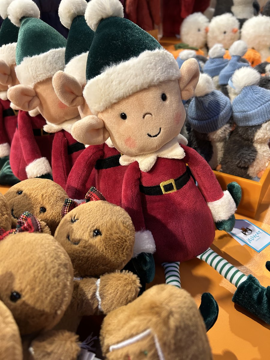 Move over Labubu! JellyCat is seeing a resurgence in popularity. Robyn Berman <a href="/bergodesigns/">bergodesigns</a> is the first independent #JellyCat shop-in-shop location in Canada! Listen to my conversation with her this weekend on #680NewsRadio <a href="/CityNewsTO/">CityNews Toronto</a> 

toronto.citynews.ca/audio/