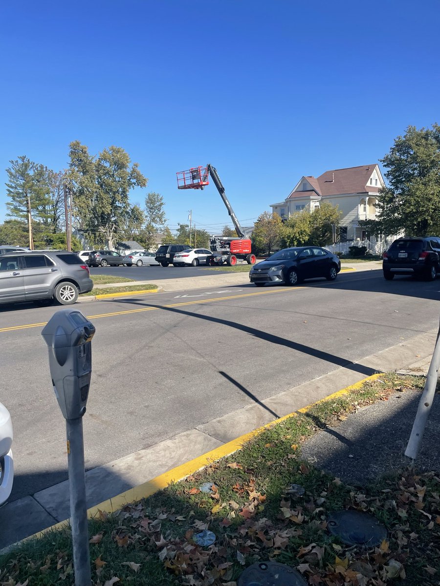 FuncleNed's tweet image. Why is Brian Kelly in Oxford, Ohio? #BKKAK