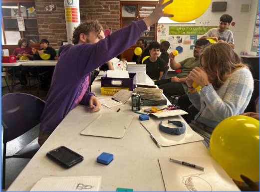 PPHSLAB's tweet photo. Through an immersive course in Introduction to Design Thinking, every student earns their first high school credit and gains a deep understanding of the problem-solving and critical-thinking skills that will drive their work throughout the year. https://t.co/9LmpXM38LF