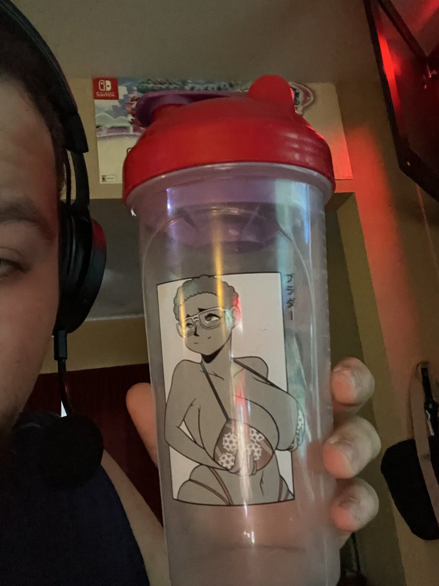 BernalJaydon's tweet photo. @gothgirlweed Deadass bought it for jokes but don’t use it anymore. https://t.co/FfJqX6uSR5