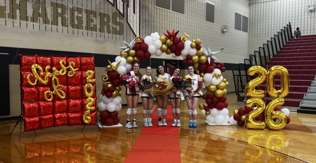 Chargers_CHS's tweet image. @ChargerVB getting ready to play their last game of the 2025 season against @Dragon_Vball this afternoon. It’s been fun watching our seniors play this season and we’re sad to see them go.
@KellerCentralHS @KISDAthletics @dfwvarsity @Gosset41