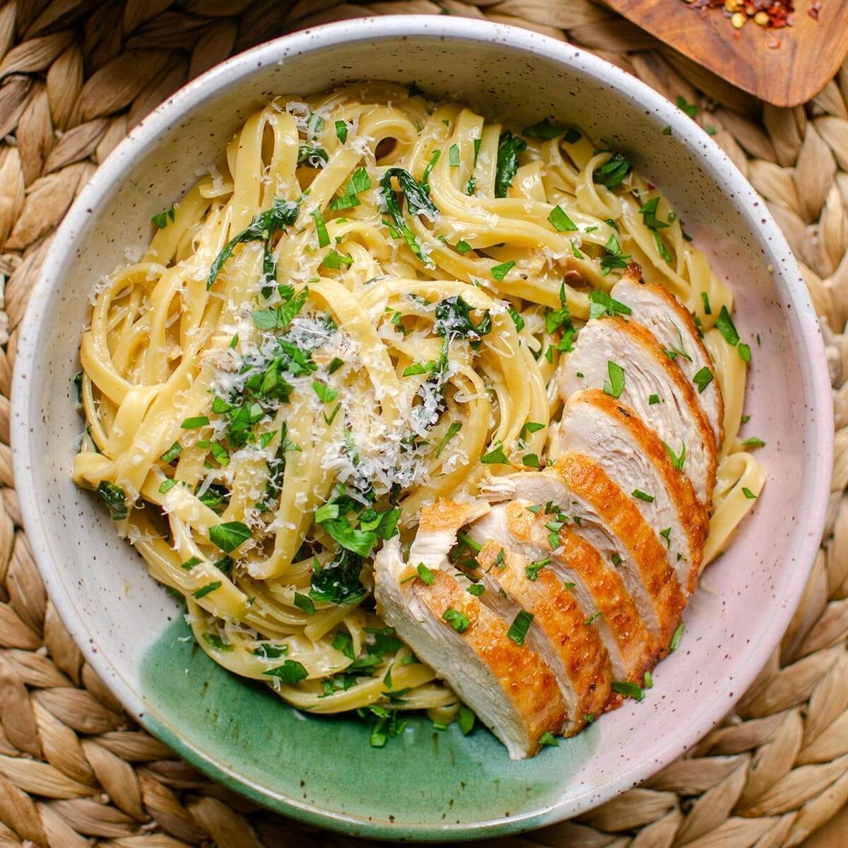 Louisa Clements (@living_lou) on Twitter photo Chicken garlic parmesan pasta - fabulous dish any day of the week! See the #recipe in the link below:
RECIPE: buff.ly/PmEqxYL
#Cooking #foodie Chicken garlic parmesan pasta - fabulous dish any day of the week! See the #recipe in the link below:
RECIPE: buff.ly/PmEqxYL
#Cooking #foodie