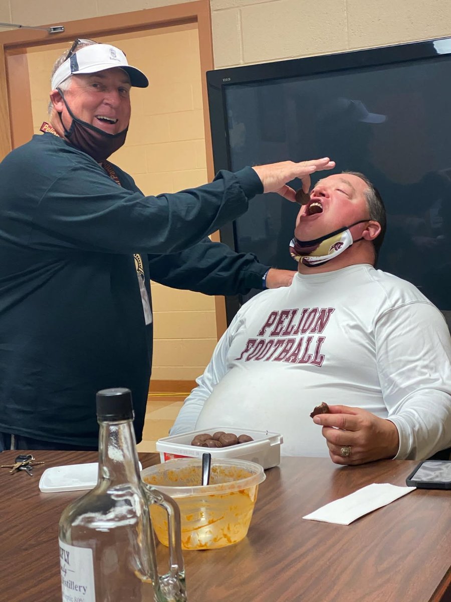 David E Smith tweet media