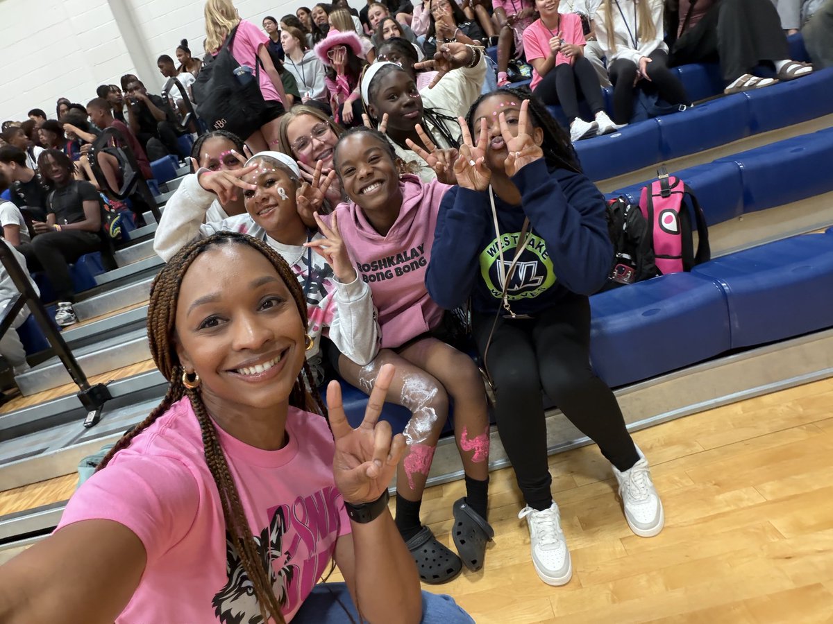 WLMS_AVID's tweet image. Pink Out Friday was a complete success @HumbleISD_WLMS 💖