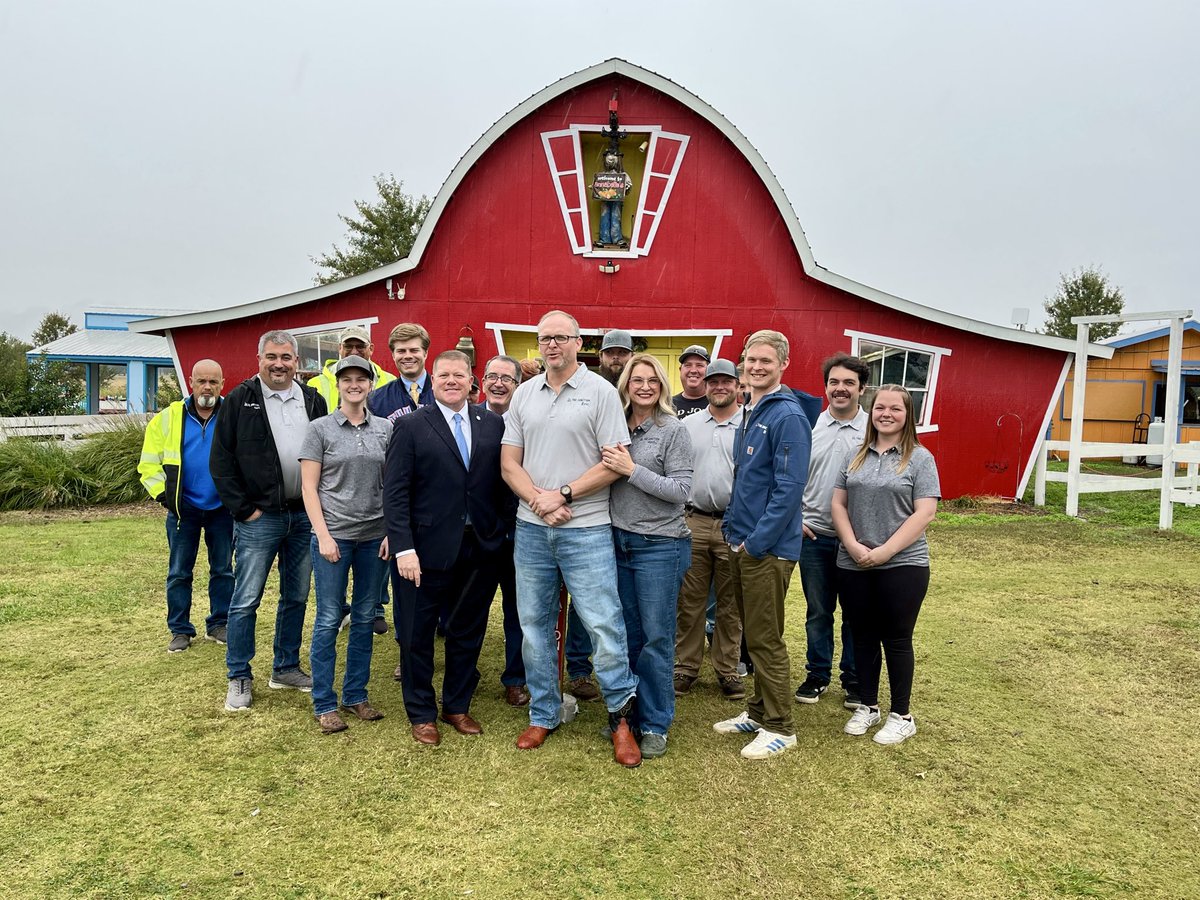 OK_Broadband's tweet image. A little rain can’t dampen the progress being made to expand internet access to rural Oklahoma!

The office was in Welch today, celebrating the launch of two projects totaling $5.4 million that will connect 337 homes and businesses.
