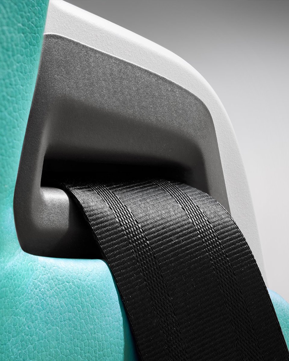 EveAirMobility's tweet image. Fasten your seatbelts and let&apos;s go up and forward.

#EveAirMobility #MobilityReimagined #eVTOL