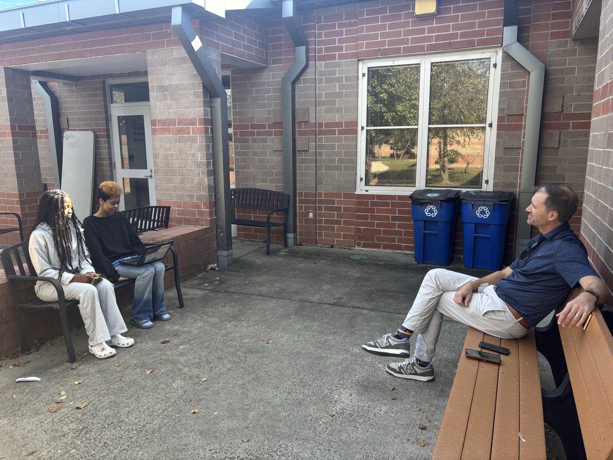 Special thanks to <a href="/RichlandTwo/">Richland School District Two</a> Chief Operations Officer Will Anderson for stopping by to interview with the <a href="/rvhs/">Ridge View High School: A Med Pro Magnet</a> Scholars Research I students on operational decisions and funding as they work on their school redesign projects. <a href="/DrBrendaMack/">DrMack</a> <a href="/MooreKimD/">Dr. Kim D. Moore</a> <a href="/R2Magnets/">Barbara Turner</a> <a href="/RVHSAcademics/">Jennifer McLeod</a>