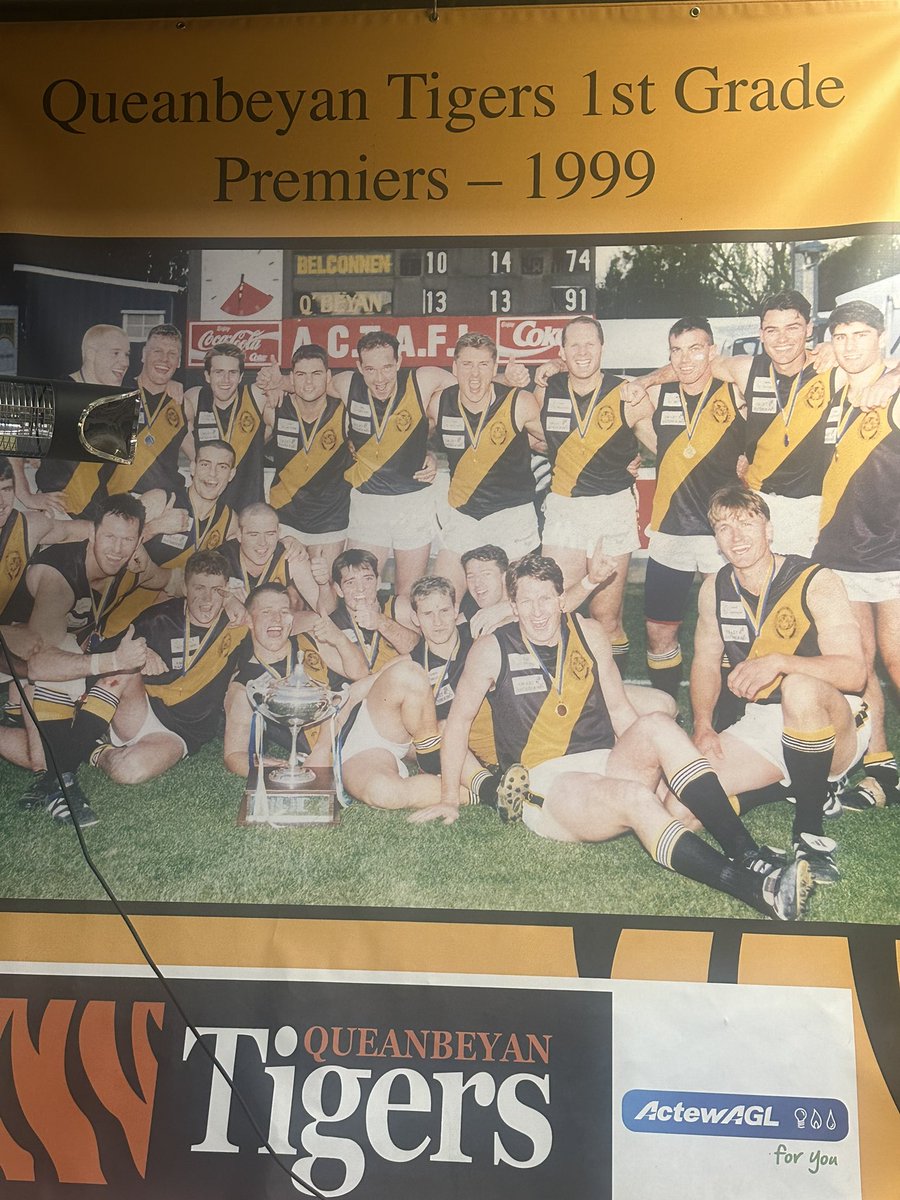 Love a visit back to the old home . Some good memories