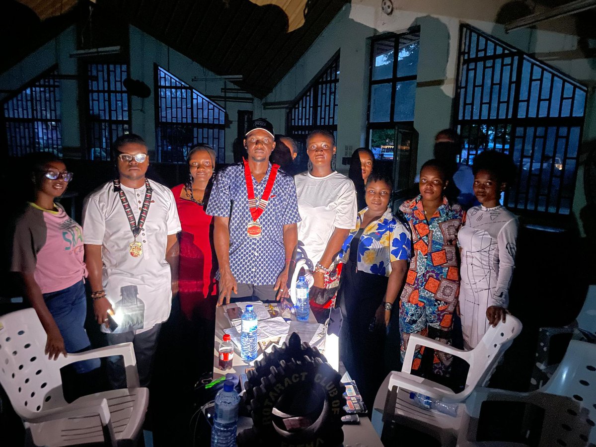 Rotaract District 9142 tweet media