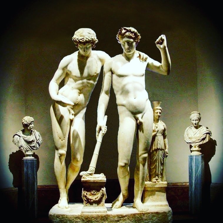 antinousgaygod's tweet photo. 🪷 25 Oct is the Roman feast of #CastorAndPollux. #Ildefonso group @museodelprado, restored using genuine, albeit slightly restored, head of #Antinous for #Castor (left). #Pollux offers a Torch flame to the Altar of #Persephone. Small goddess holds pomegranate or #Dioscuri egg.🪷 https://t.co/9MLw4PUPPZ