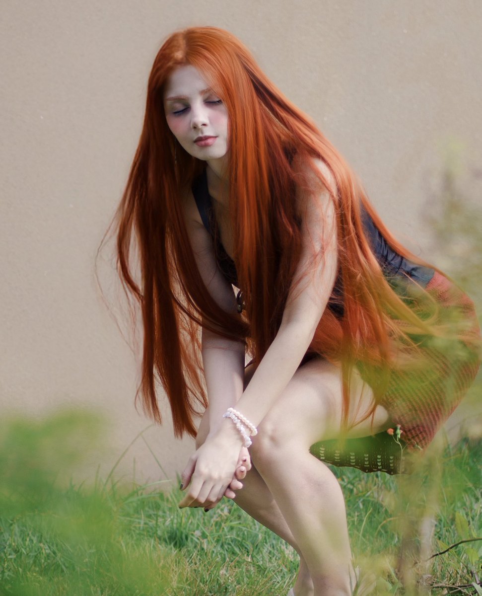 Julia Roper 🦇 tweet media