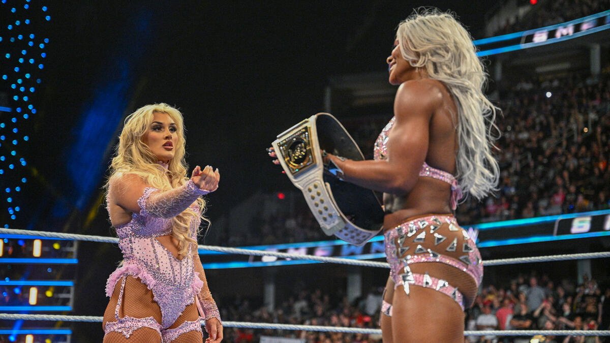 WrestleTalk_TV's tweet image. Tiffany Stratton vs. Jade Cargill for the WWE Women's Championship will be announced for Saturday Night's Main Event on tonight's SmackDown
(WrestleVotes)
