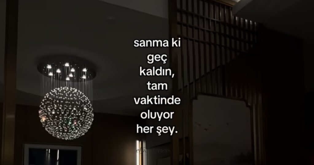 Kayra (@kayratarot) on Twitter photo 