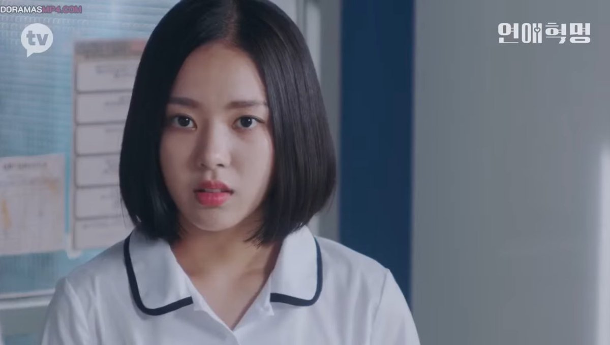 iiforjihoon's tweet image. Esperaba todo menos esto JAJAJAJAJAJAJJAJA Joo young cómo sales así de la ducha? No supero su cara 😂

#LoveRevolution #LoveRevolutionEp19