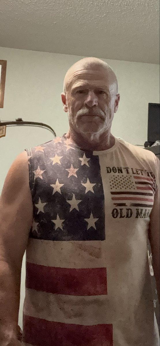 GeneGalitz's tweet image. When you get to be my age and nothing hurts in the morning when you wake up it’s going to be a good day!! Well here’s to another trip around the sun. Cheers