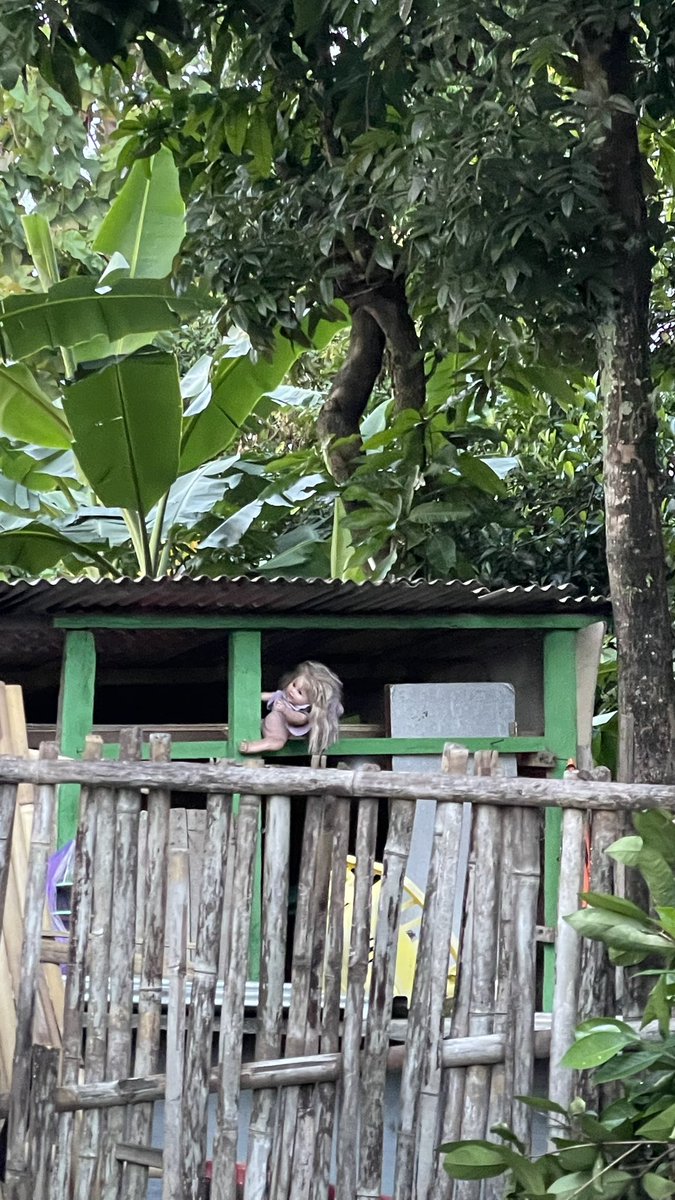 anak siapa nangkring disitu