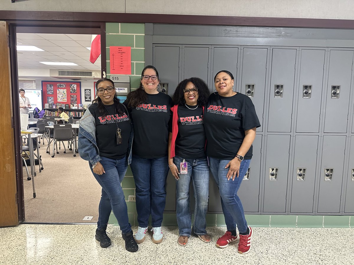 Happy Friday from DMS educators <a href="/meagprinciPAL/">Meagan Edwards Harris</a> <a href="/DonnaBolden10/">Donna Bolden</a> <a href="/reginaldbrown08/">Dr. Reginald Brown</a>