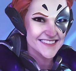 urminxy's tweet photo. GUYS IM FREEE IM FINALLY FREE BIG 18 https://t.co/0wsk629XM0