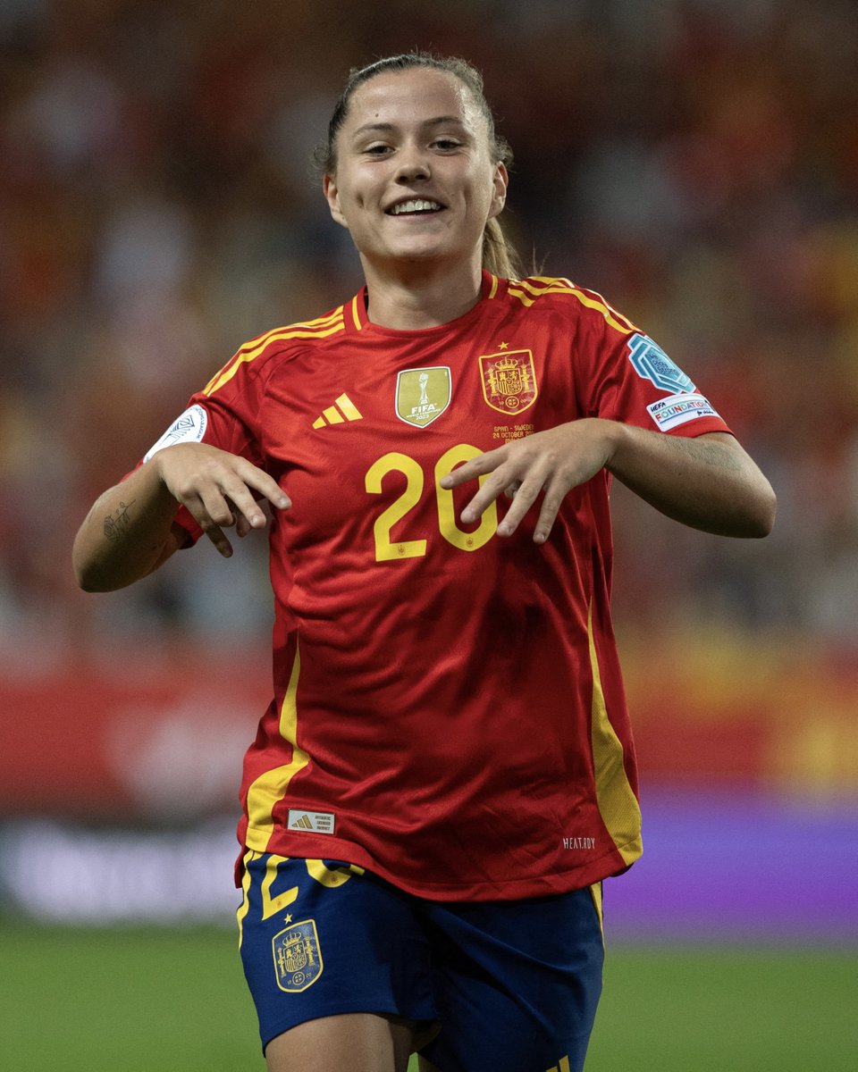 Clàudia Pina scores goals for fun 🤩

#UWNL