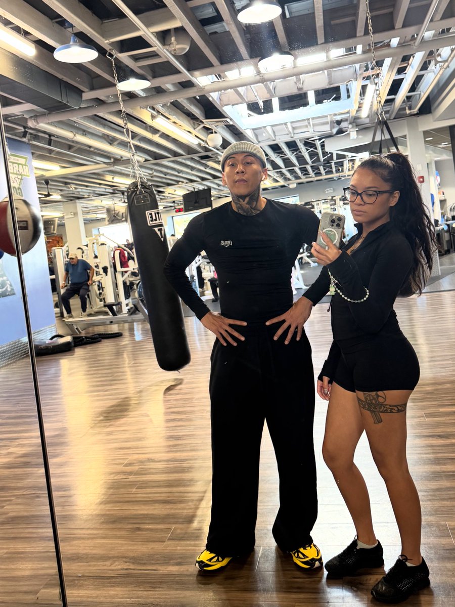 Alma_Gee's tweet photo. Hitting the gym 2-3 times a week has been efficiently showing gains instead of 4-5 times a week 🥰 https://t.co/rUNe5v07Bw