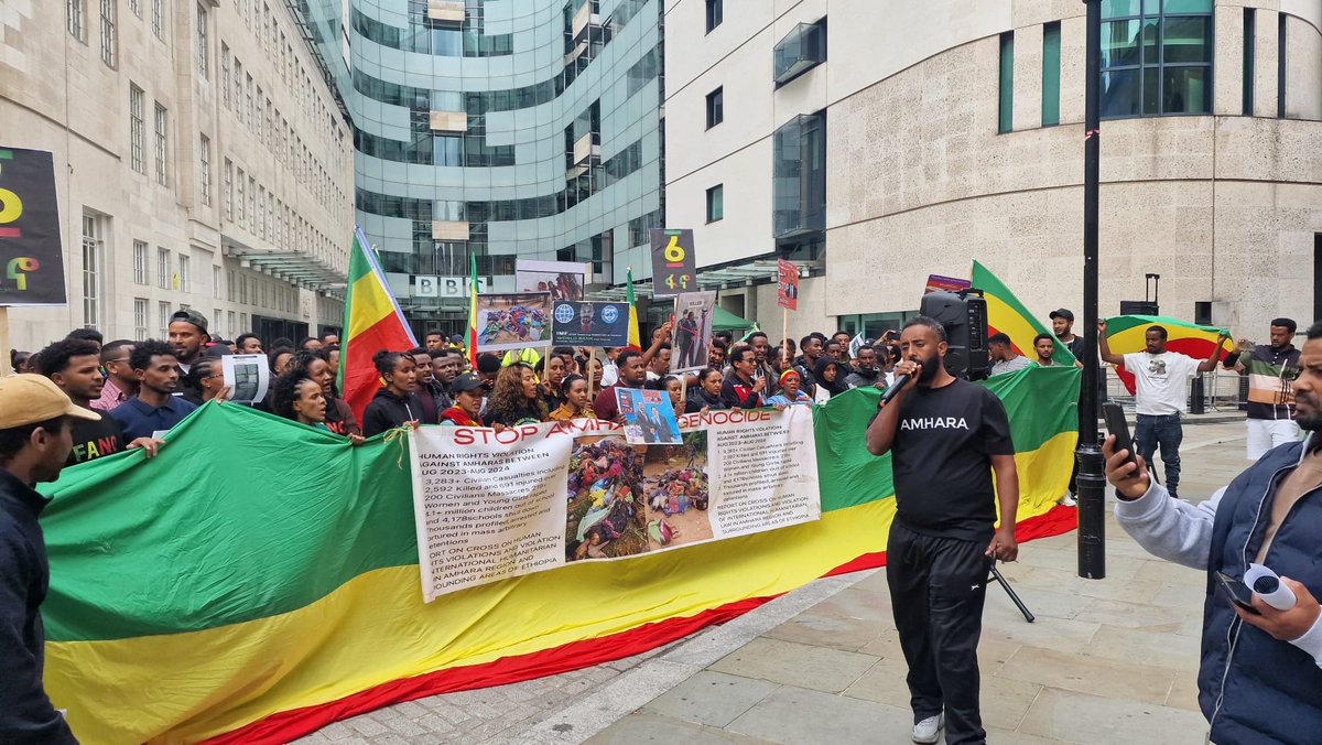 shewa1717's tweet photo. London Fano protest at BBC Headquarters, London
#StopAmharaGenocide https://t.co/R8PwPHvfC5