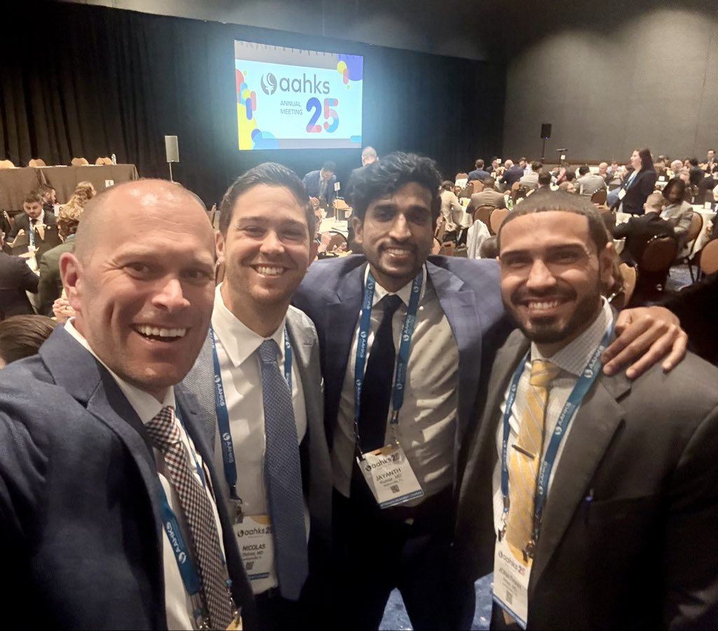 CamLedfordMD's tweet image. Just an absolutely packed @AAHKS Resident #Arthroplasty course 2025…world-class faculty, all the hot topics, and &amp;gt;160 #ortho residents! The future is bright!

@AAHKS_YAG @bethgausdenmd @MayoFLOrtho @DukeOrtho