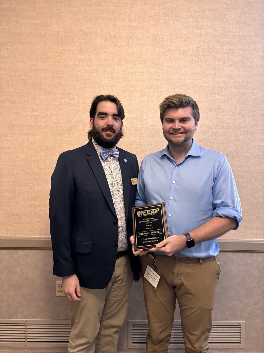MrPowell20's tweet photo. Today I got recognized by @TEEAPOnline to get the Elementary Teacher Excellence Award! It such an honor to show off what I do in my classroom and to show off the amazing skills my students have shown! I am very proud and grateful for the opportunity! #STEM #Teacher #teeap #iteea https://t.co/X36PrPAtIy