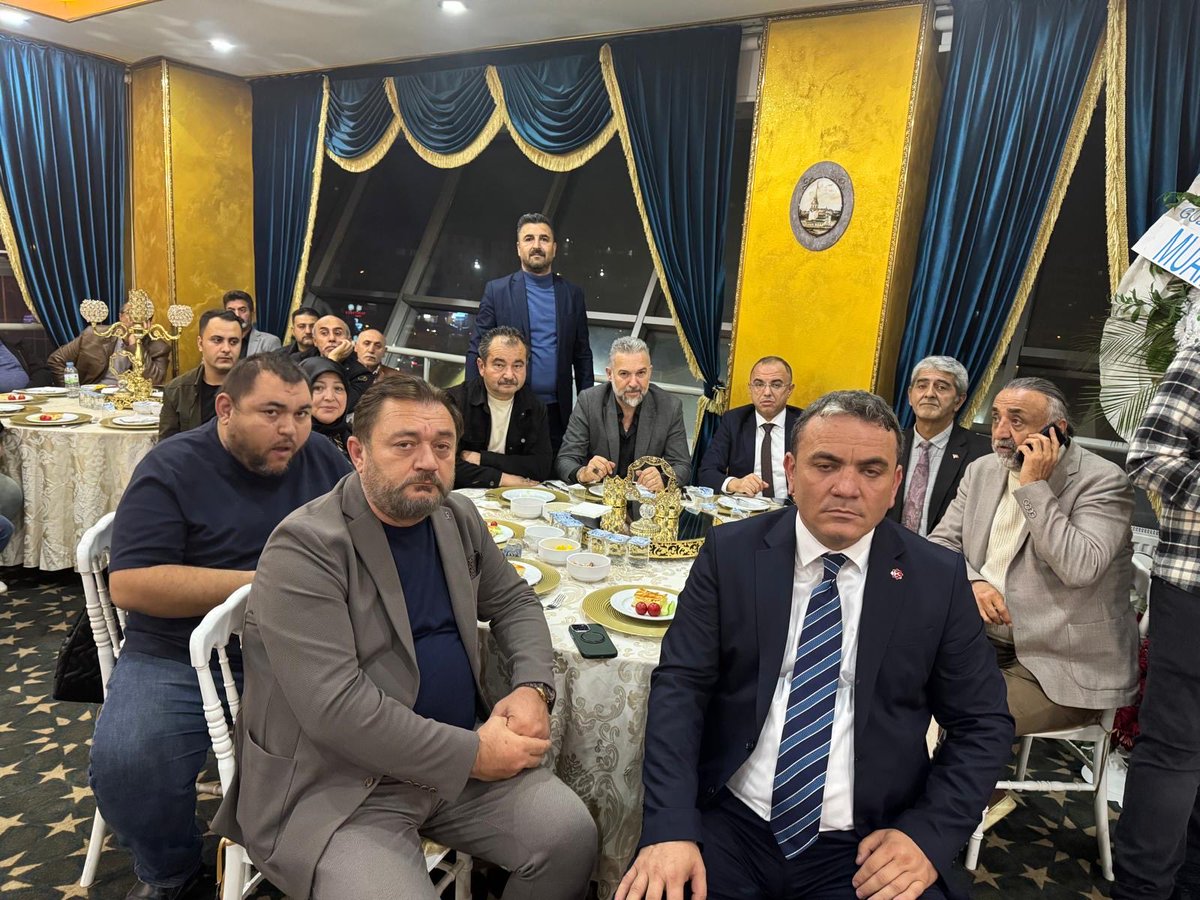 İlçe Başkanımız Sn. <a href="/NihatN_Koroglu/">Nihat Necati KÖROĞLU 🇹🇷🇵🇸🇦🇿🇵🇰</a> ve Yönetim Kurulu Üyelerimiz;

MHP Etimesgut İlçe Başkanlığı’nın 
Sn. <a href="/isamuratgul/">isa muratgül</a> başkanlığında düzenlediği,

Hayırlı Günler Komşum, Derdin Derdimiz
adlı sohbet programına katıldılar.

“Sevdamız Ankara”

<a href="/AkpartiAnkara/">AK Parti Ankara</a> 
<a href="/hakanhanozcan/">Hakan Han ÖZCAN 🇹🇷</a>