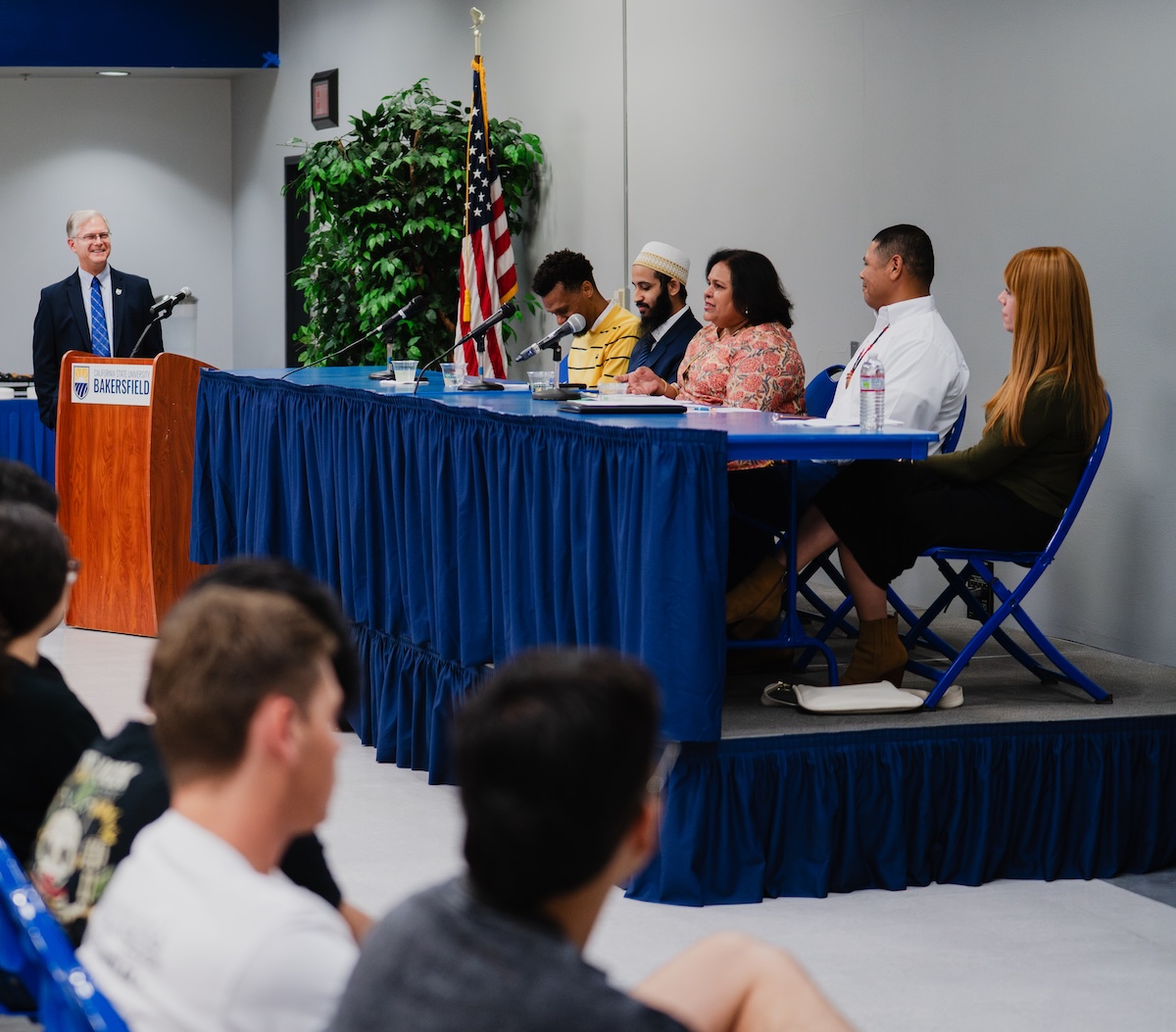 CSUBakersfield's tweet photo. Earlier this month, #CSUB held the Gandhi Interfaith Symposium β Nexus of Faith and Business. It focused on intersection of faith and business, with a panel discussion exploring how spirituality and faith can positively impact a career, particularly for future business leaders. https://t.co/7xVHDjXS9P