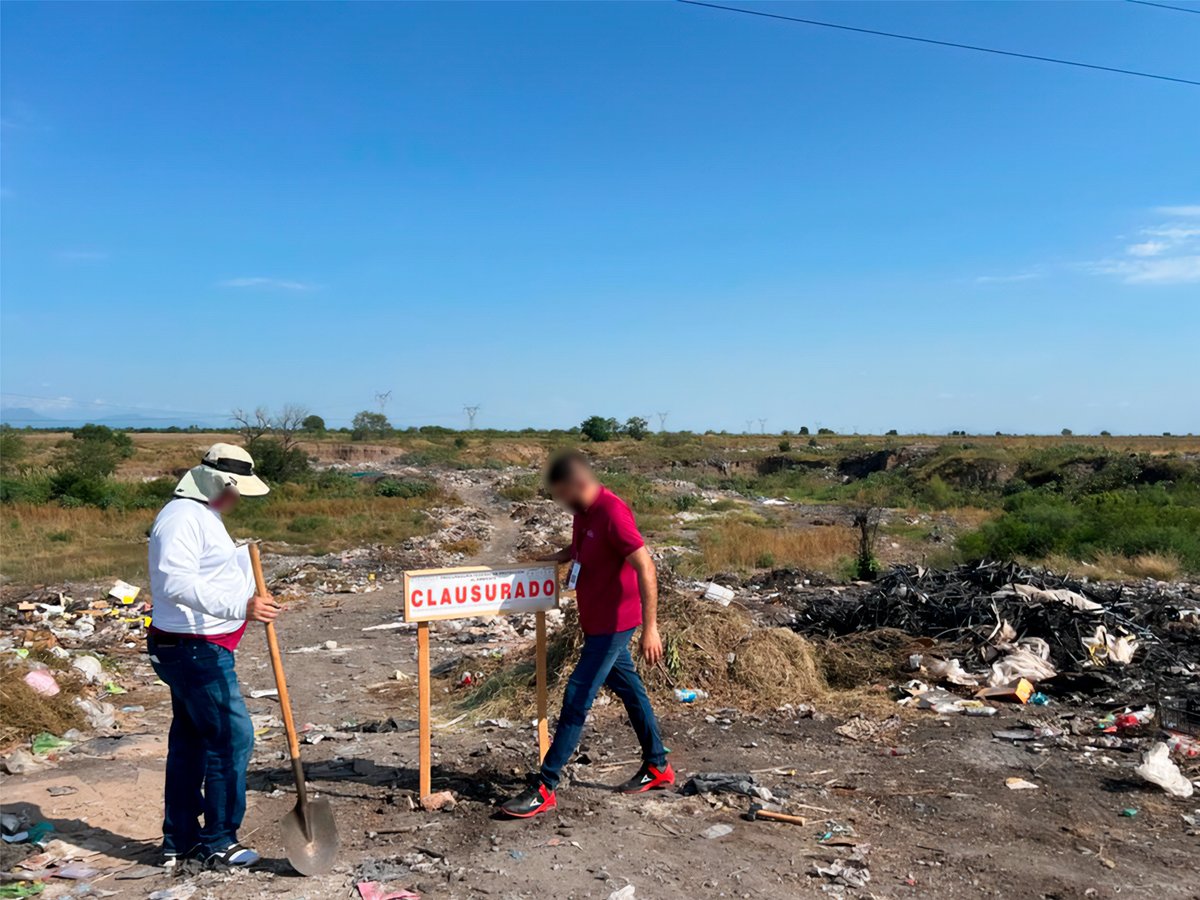 PROFEPA_Mx's tweet image. En los límites de los municipios de #Guasave y #Sinaloa, impusimos una clausura precautoria a un tiradero a cielo abierto, en el que se encontró una disposición inadecuada y descontrolada de residuos sólidos y residuos peligrosos, lo que representa un riesgo para el medio…