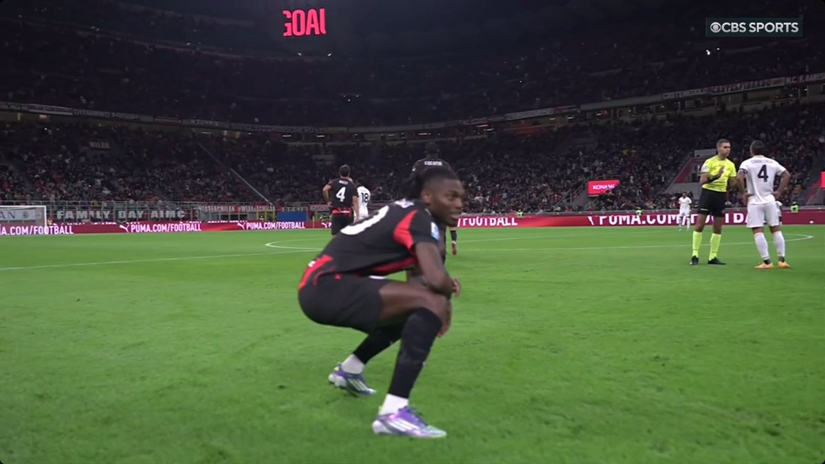 📸 - ICONIC CELEBRATION FROM RAFA LEAO!