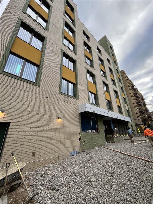 comunilifeinc's tweet photo. Coming early 2026 to the Bronx: Comunilife’s El Hogar Residence will offer 83 new units of supportive and affordable housing for seniors 🏡 https://t.co/ajyfzTmY6E