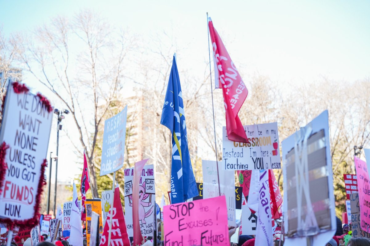 HSAAlberta's tweet image. The government’s back-to-work legislation isn’t just about classrooms, it’s about weakening workers’ power to stand up for fair treatment and strong public services. HSAA stands with teachers, students, and all Albertans fighting for respect.  #Red4Ed |  @albertateachers