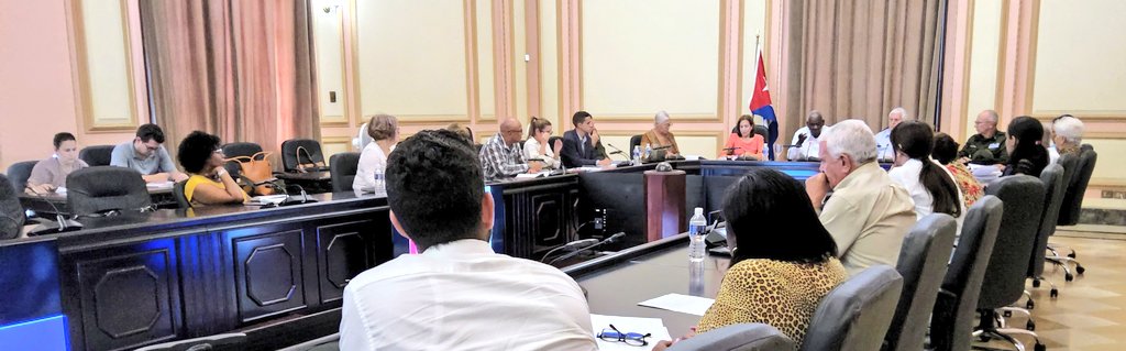 AsambleaCuba's tweet image. Previo al venidero Período Ordinario de Sesiones de @AsambleaCuba🇨🇺, las comisiones parlamentarias desarrollan chequeos parciales de la implementación de acuerdos adoptados por el legislativo cubano,encabezados por Esteban Lazo,presidente de la Asamblea Nacional del #PoderPopular