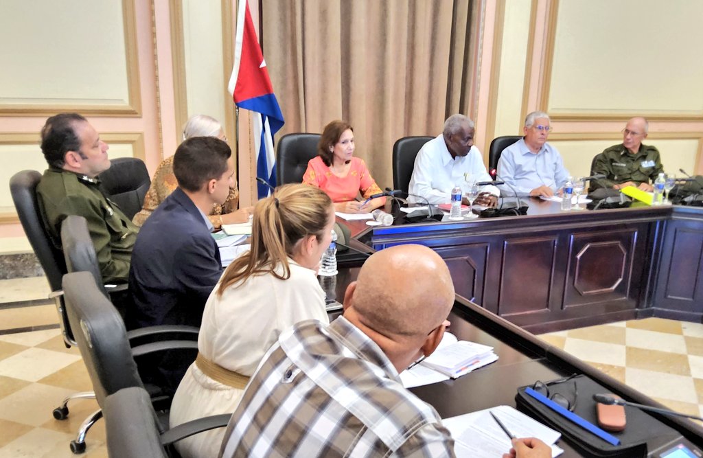 AsambleaCuba's tweet image. Previo al venidero Período Ordinario de Sesiones de @AsambleaCuba🇨🇺, las comisiones parlamentarias desarrollan chequeos parciales de la implementación de acuerdos adoptados por el legislativo cubano,encabezados por Esteban Lazo,presidente de la Asamblea Nacional del #PoderPopular