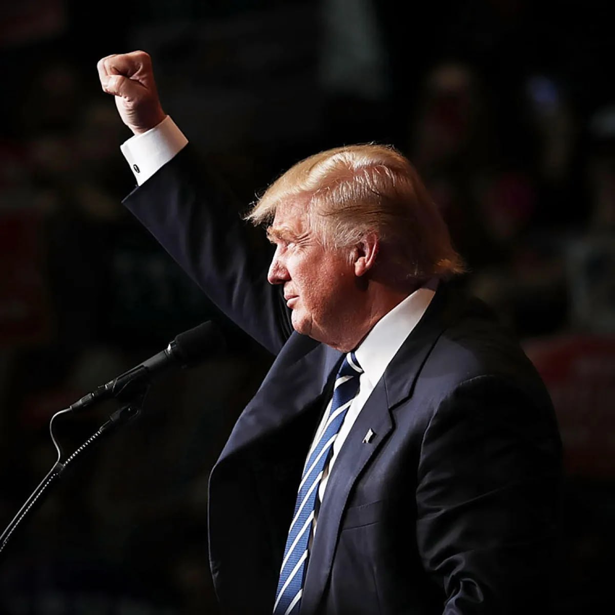 DonaldTrumpnq's tweet image. 🚨BE HONEST: 

DO YOU BELIEVE DONALD TRUMP IS A GOOD MAN? 

A. YES 
B.  NO