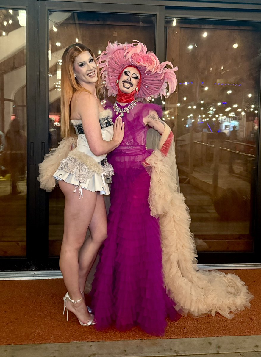 VANCOUVER IS IN THE SEASON 6 HOUSE DIVAS! CDR is looking mighty sexy this season! ❤️

Love the nuttiest of nuts  <a href="/Names_Hazel/">Hazel</a> ❤️