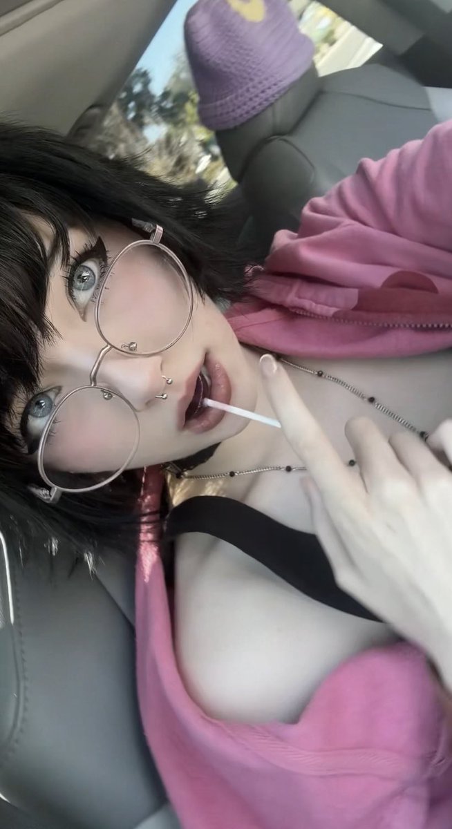 ellibear tweet media