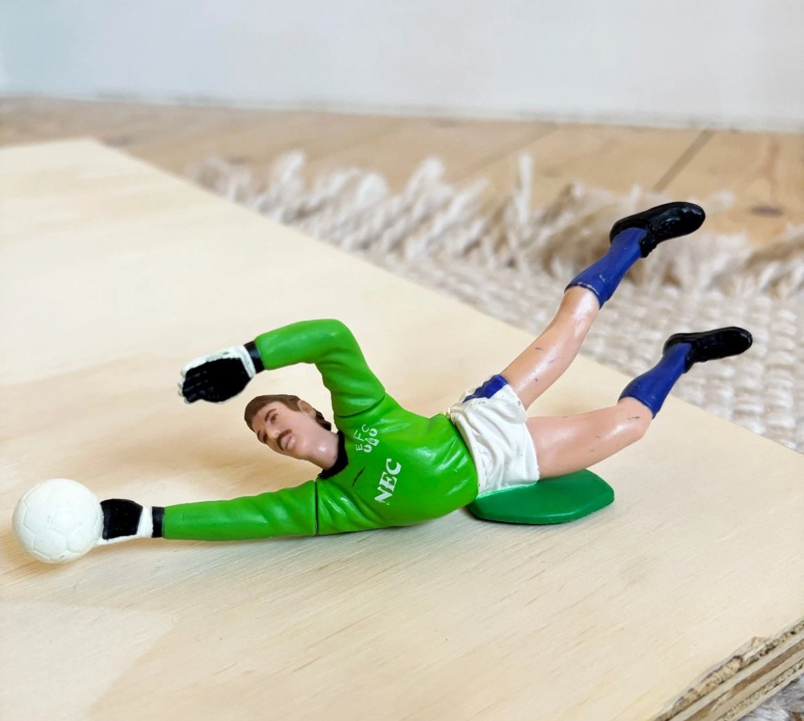 90sFootballUK1's tweet image. Classic @NevilleSouthall Sportstars Figure. #EFC #Everton