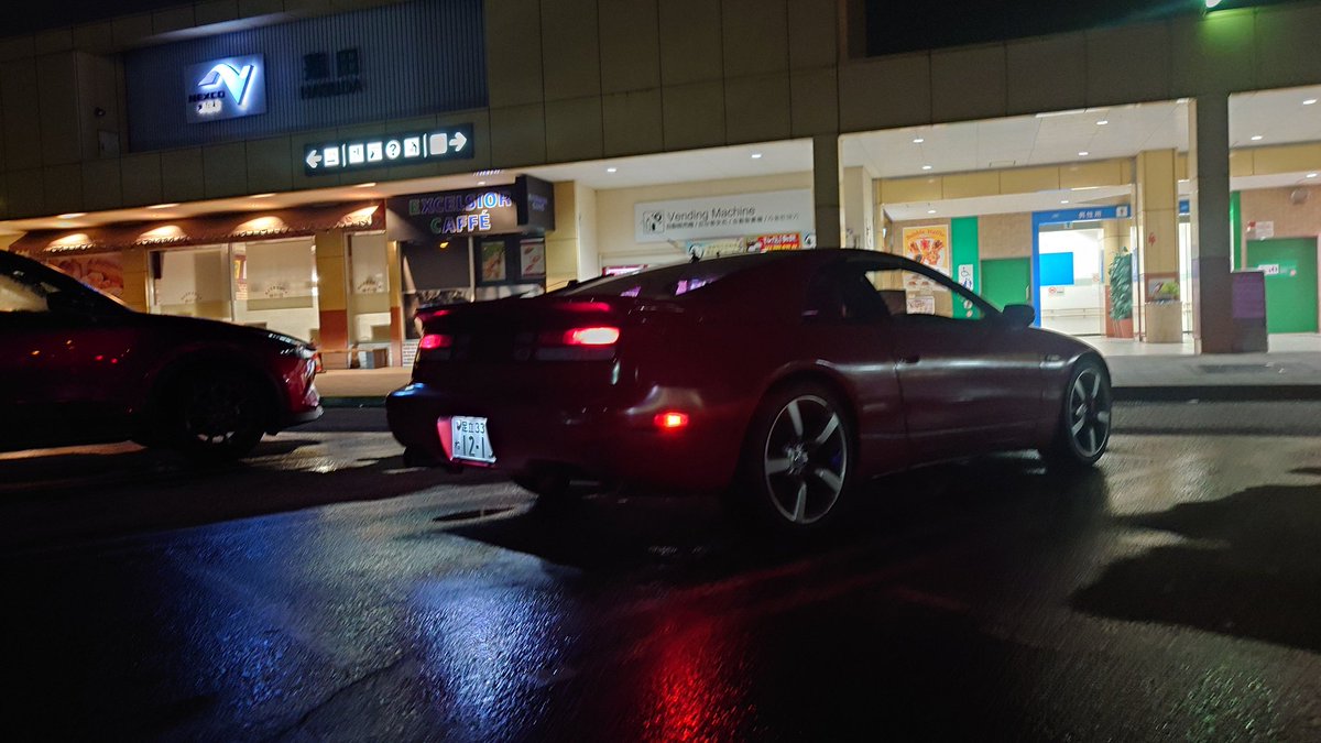 NKR300ZX's tweet photo. #Ｚ３２
ネオクラシックカーのツーリングに行きます。集合場所に早く着きすぎました。 https://t.co/A4j4Ivgdnn