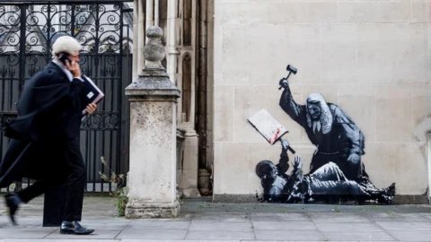 Banksy on #Justice. As I observe people I realise the average person has no chance in the ‘system’. The absurdity of people my age who feel deeply about #Palestine being arrested for holding signs saying Plasticine Action. Donkey or Ass take your pick.