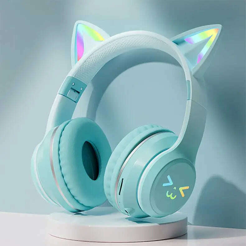 kimludcom's tweet image. Unleash your inner style with our Gradient Wireless Cat Ear Headphones! Perfect for music, gaming, and kids’ gifts. Experience sound with a fun twist. #BluetoothHeadphones #CuteTech

Shop Now kimlud.com/products/gradi…