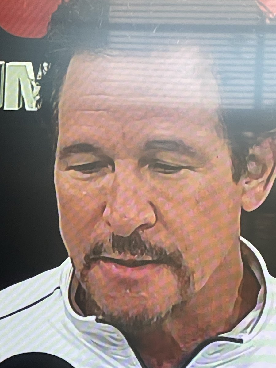 DdotBennett's tweet image. Wtf is up with Rome’s goatee?