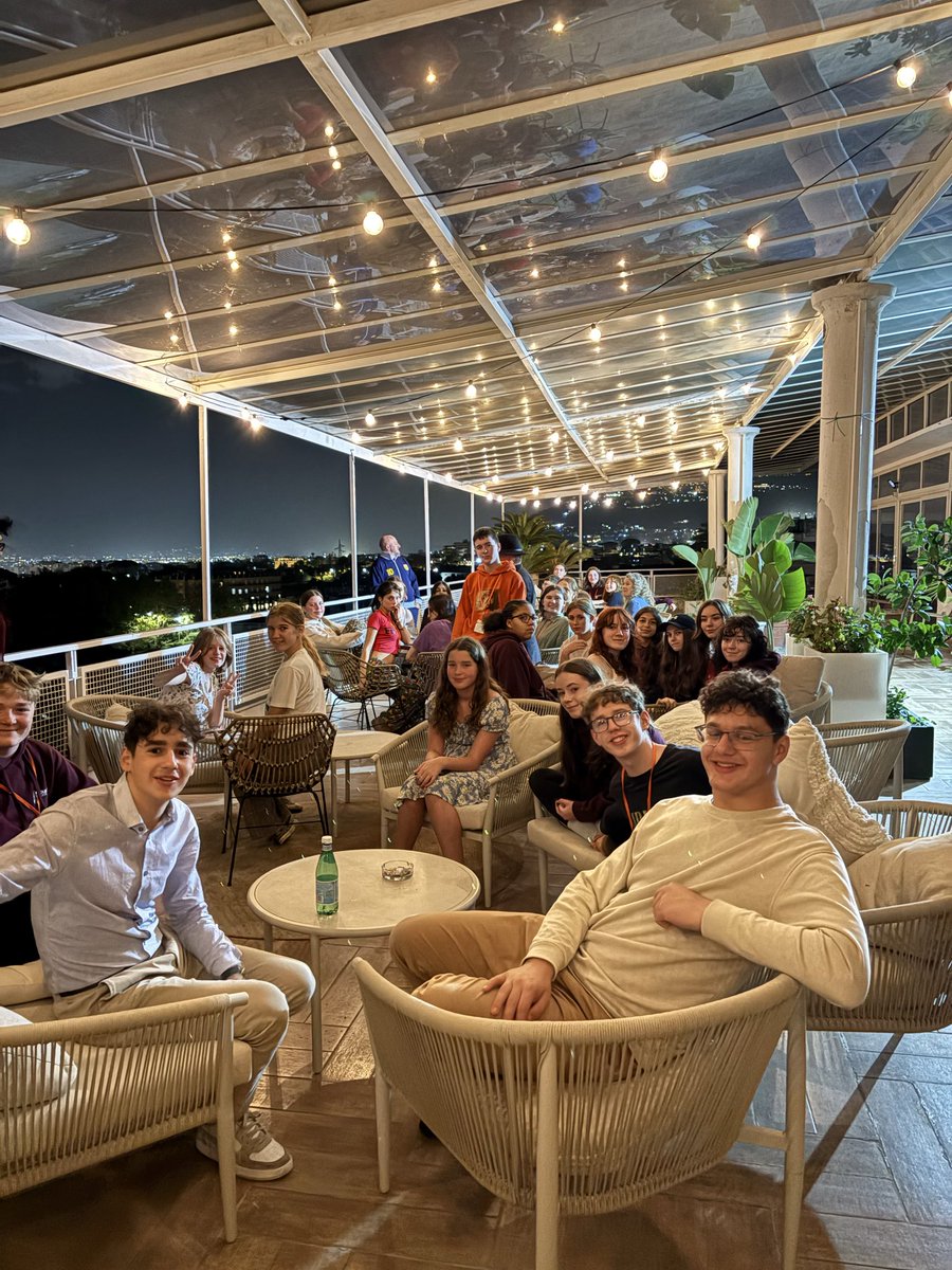 holmfirthhigh's tweet photo. Napoli- day 3! A walking tour of this beautiful city followed by a visit to the National Archeological Museum. The afternoon was spent in Via dei Tribunali buying souvenirs before an evening award ceremony. A highly educational trip with wonderfully curious pupils 🇮🇹🌋 https://t.co/8GY5OC4pgA
