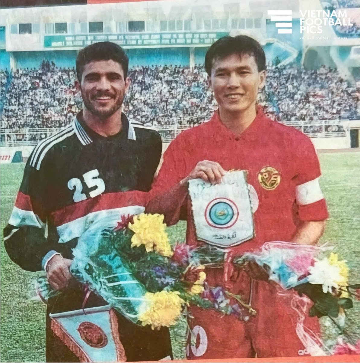 Football Shirt World (@fsworlduk) on Twitter photo Vietnam vs Iraq Olympic, 1999. Vietnam vs Iraq Olympic, 1999.