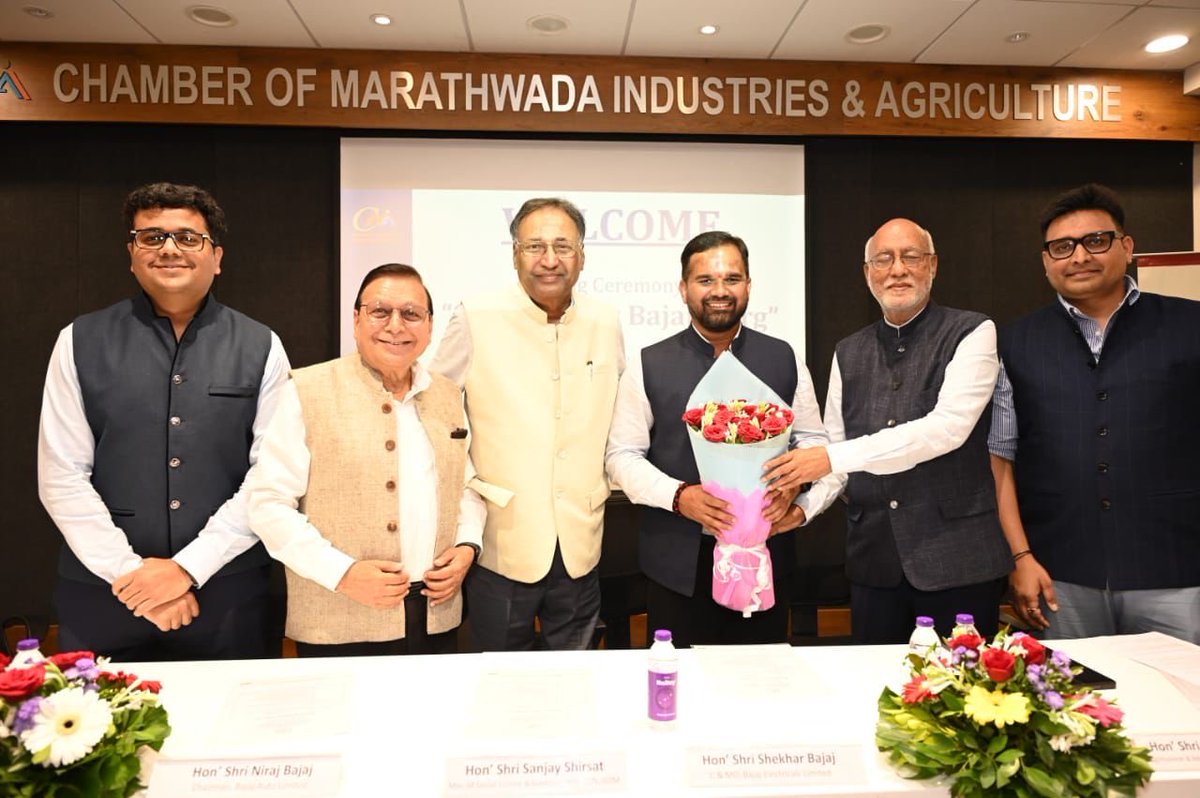 cssmartcity's tweet photo. Chhatrapati Sambhajinagar Honors Madhur Bajaj: Road Named for Automotive Pioneer
The Chhatrapati Sambhaji Nagar Municipal Corporation proudly names the road from CMIAтАЩs Bajaj Bhawan to Vits Hotel after Shri Madhur Bajaj. #CSMC #EVCapital @commr_csmc @CSMC802765Cor 1/n https://t.co/SjEA2vieMj