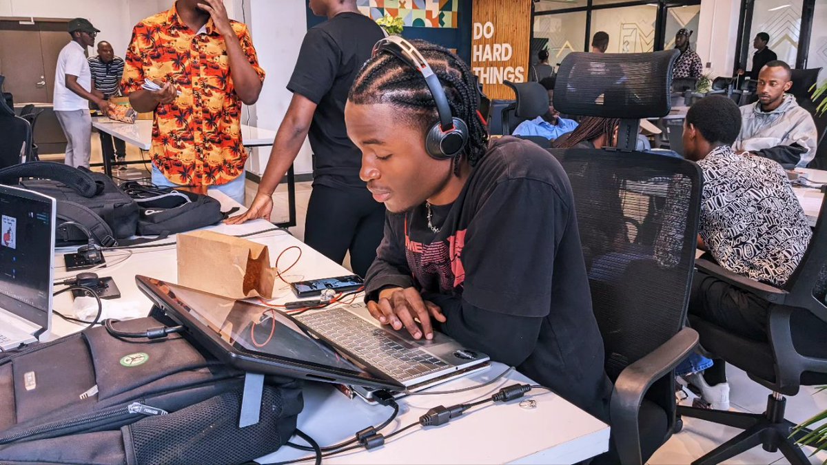 masteryhub_Rwa's tweet image. Today at ALX, we had an incredible in-person mentorship session with the Top 20 projects of the Code for Impact Competition 2025! 🎉 Our young innovators refined their ideas for market readiness with the guidance of our amazing mentors. #CodeForImpact #Innovation #Mentorship