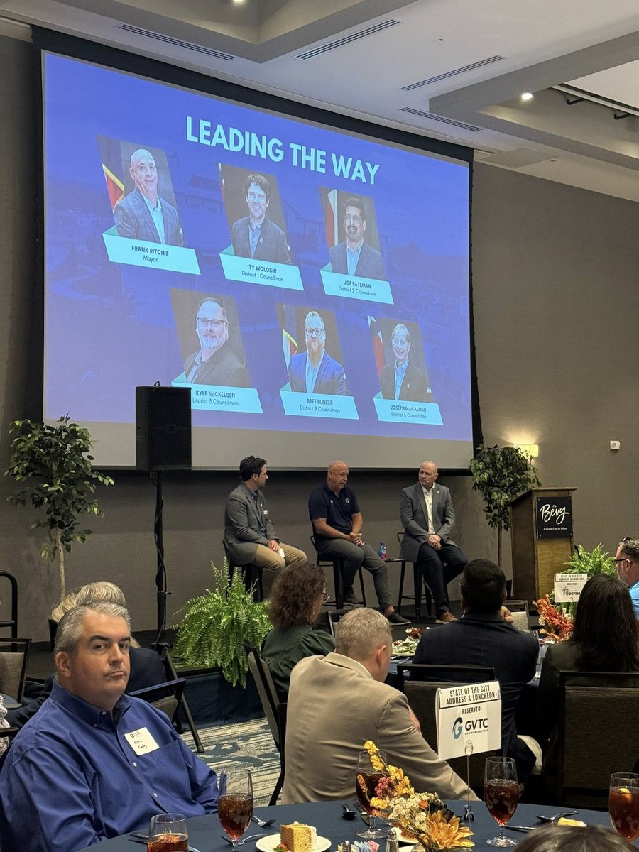 boernetxchamber's tweet photo. We were honored to host the 2025 State of the City Luncheon presented by Liberty Capital Bank in Partnership with Texas Heritage Bank yesterday!

Thanks to Frank Ritchie, Ben Thatcher, and Ty Wolosin for sharing Boerne's vision &amp; plans for 2026.🌟 https://t.co/amygvn9xPI
